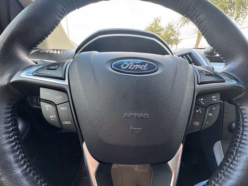 Used 2018 Ford Edge SEL w/ Equipment Group 201A image 16
