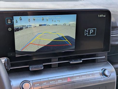 Used 2025 Hyundai Kona SEL image 13