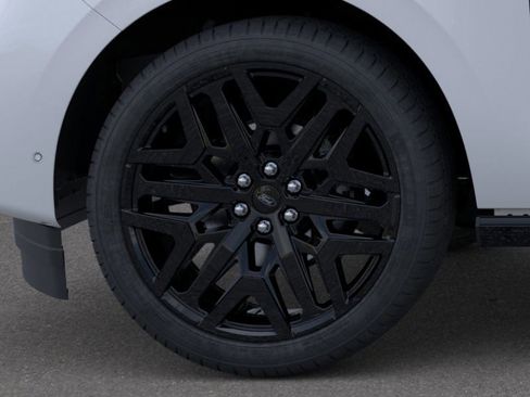 New 2026 Ford Expedition Platinum w/ Stealth Performance Package AWD/4WD image 19