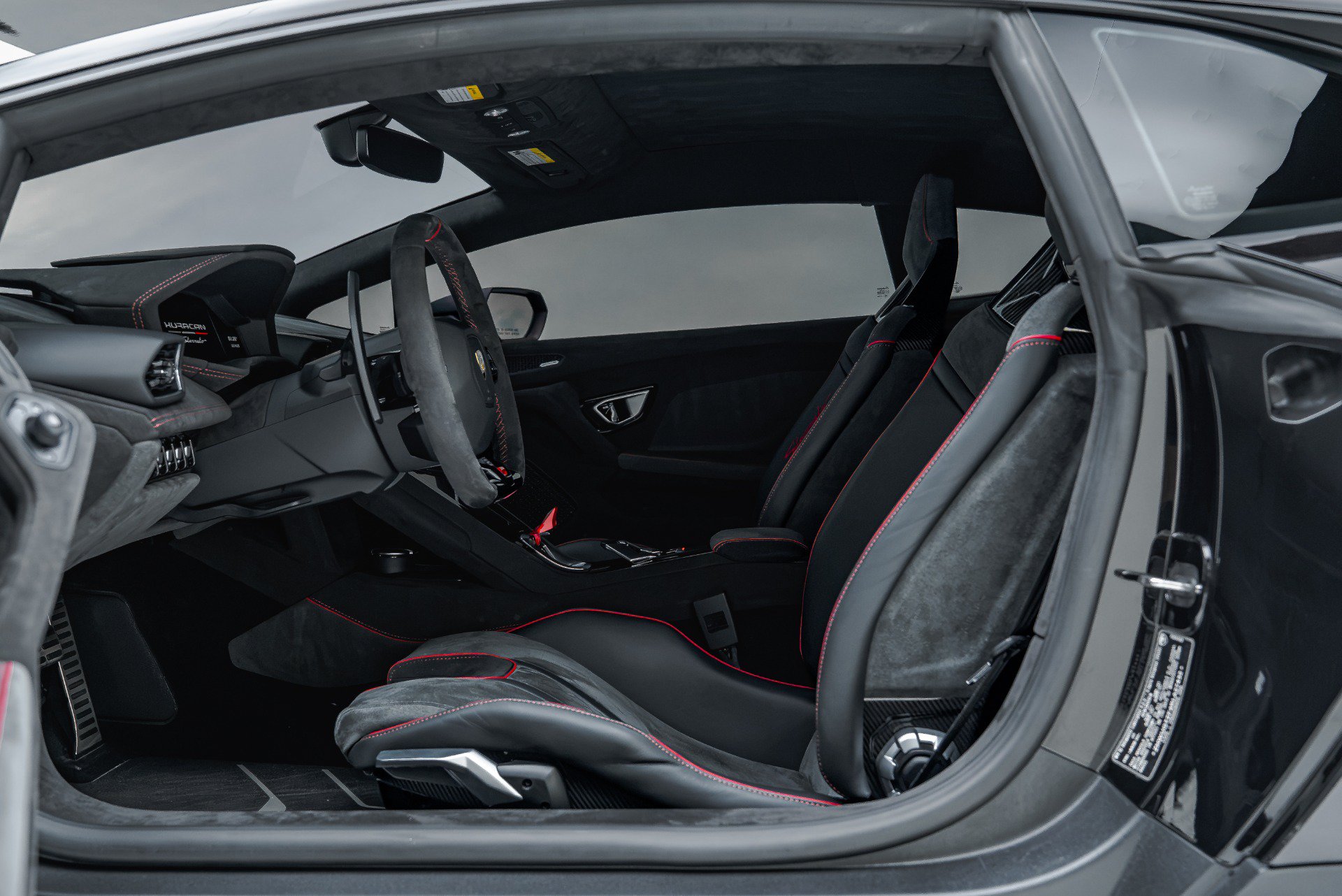 Used 2024 Lamborghini Huracan Sterrato AWD/4WD image 58