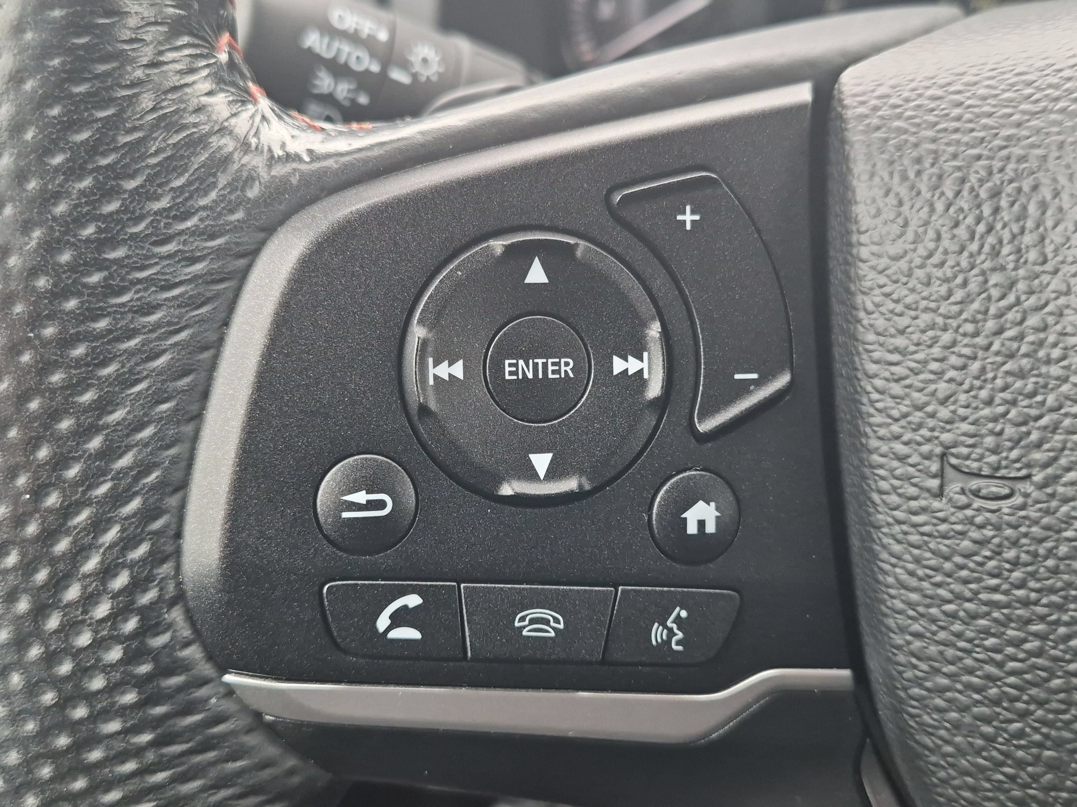 Used 2024 Honda Passport TrailSport image 14