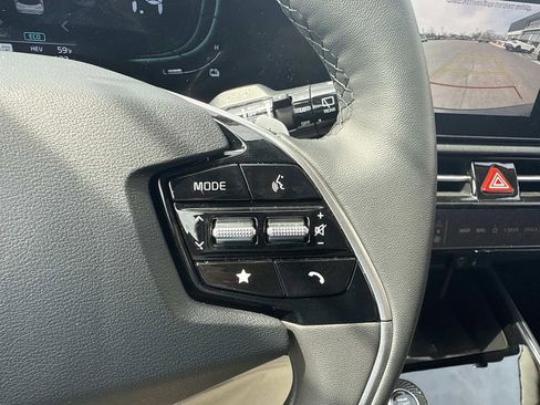 New 2025 Kia Niro EX w/ EX Cold Weather Package image 11