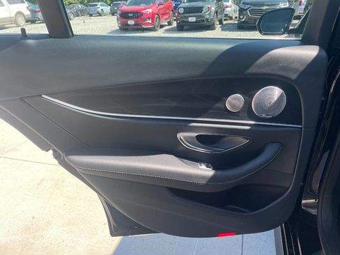 Used 2023 Mercedes-Benz E 350 4MATIC Sedan image 23