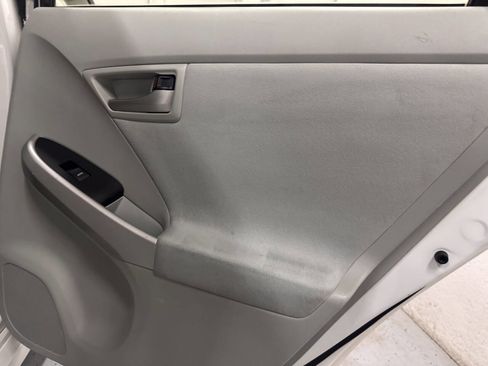 Used 2015 Toyota Prius Four image 25