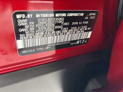 New 2025 Mitsubishi Outlander SE image 43