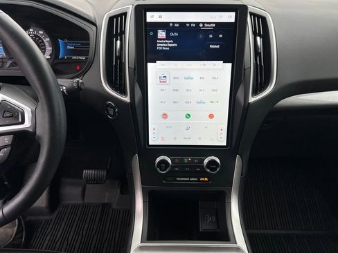 Certified 2024 Ford Edge SEL w/ Convenience Package image 17