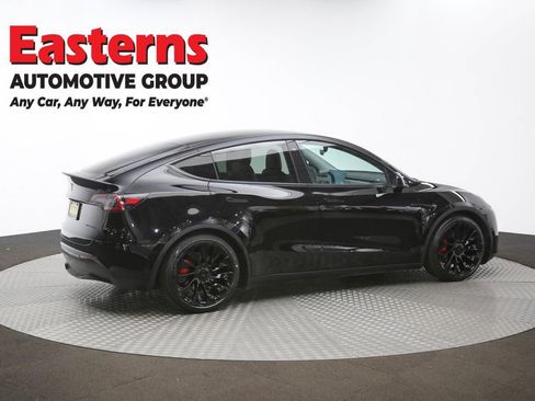 Used 2022 Tesla Model Y Performance image 41