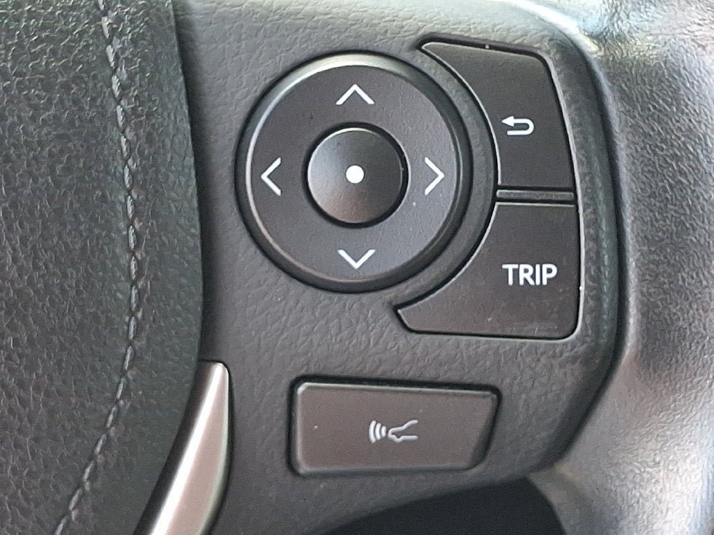 Used 2018 Toyota RAV4 Limited w/ Advanced Technology Package AWD/4WD image 22