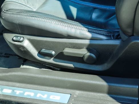 Used 2011 Ford Mustang GT Premium w/ Electronics Pkg RWD image 19