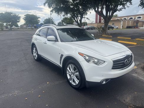 Used 2014 INFINITI QX70 2WD w/ Premium Package image 7