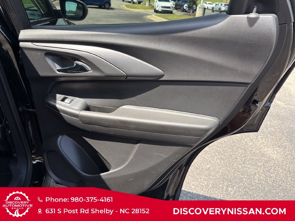 Used 2023 Chevrolet TrailBlazer LT w/ Convenience Package FWD image 35