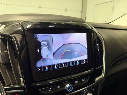Used 2020 Chevrolet Traverse Premier w/ Redline Edition AWD/4WD image 22