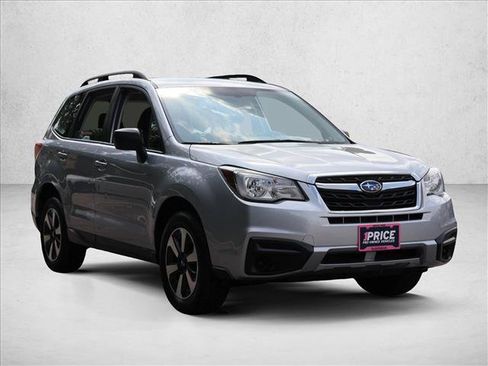 Used 2017 Subaru Forester 2.5i w/ Alloy Wheel Package AWD/4WD image 3