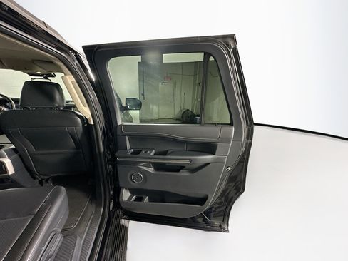 Used 2024 Ford Expedition Max XLT image 32