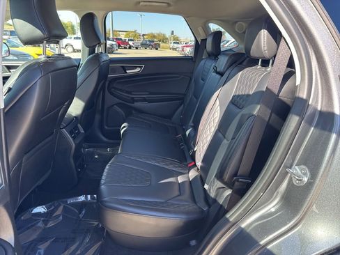 Used 2024 Ford Edge Titanium image 21