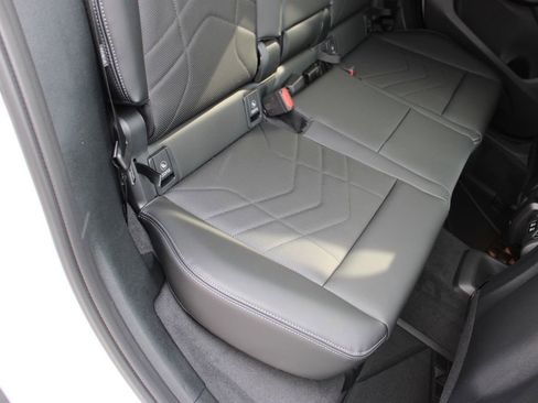 New 2026 BMW X2 xDrive28i image 28