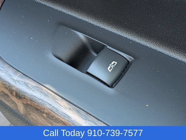 Used 2023 GMC Acadia Denali w/ Denali Ultimate Package FWD image 40