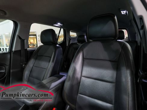 Used 2020 GMC Terrain SLT w/ Preferred Package FWD image 18
