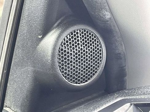 Used 2019 Toyota Corolla LE FWD image 30