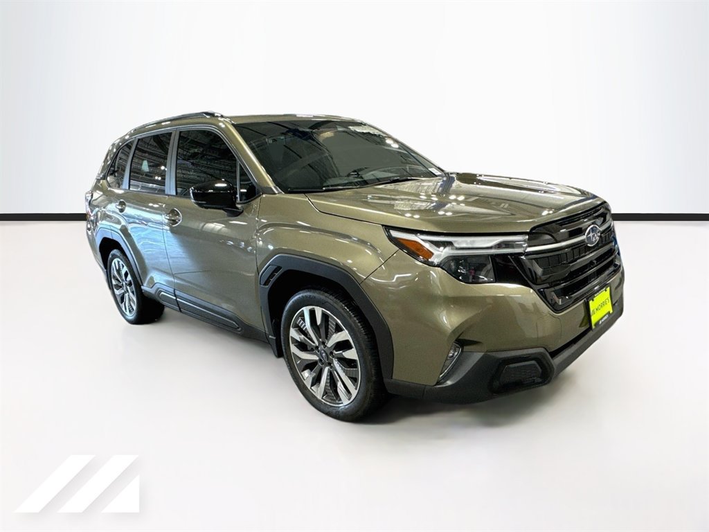 Used 2025 Subaru Forester Touring AWD/4WD image 3