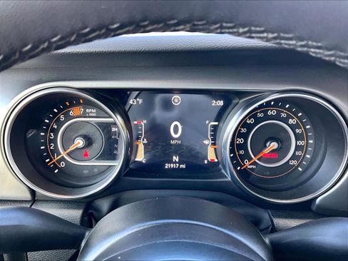 Used 2023 Jeep Wrangler Willys image 24