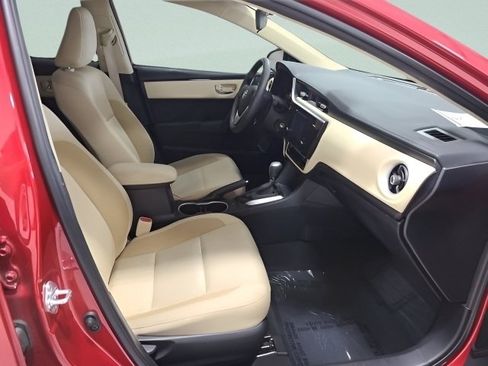 Used 2017 Toyota Corolla LE FWD image 12