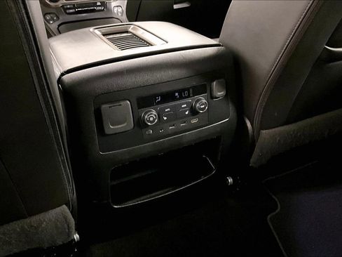 Used 2018 GMC Yukon XL Denali w/ Open Road Package image 36