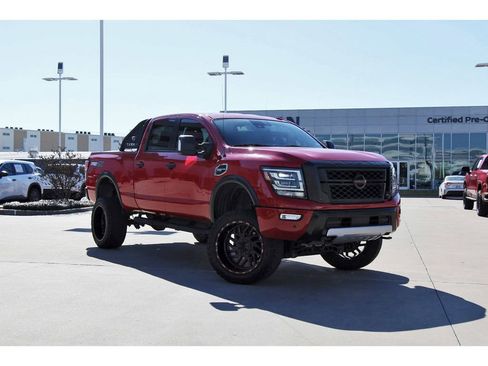 Used 2020 Nissan Titan PRO-4X AWD/4WD image 1