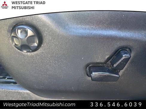 Used 2019 Dodge Durango SXT image 12