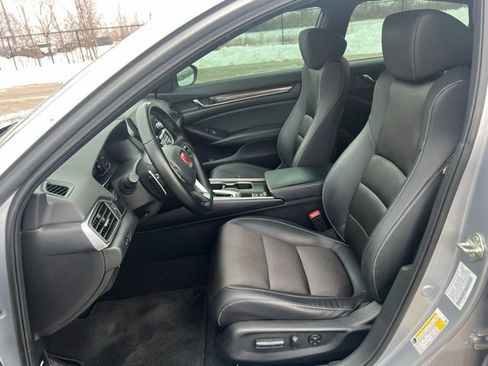 Used 2018 Honda Accord Sport image 23