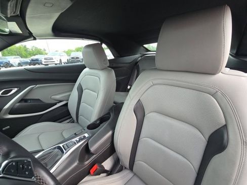 Used 2023 Chevrolet Camaro LT w/ RS Package image 15