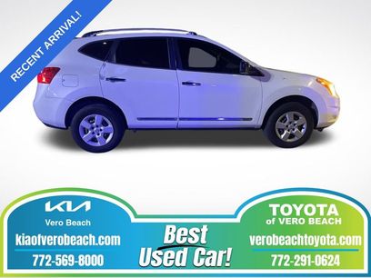 Used 2014 Nissan Rogue S w/ Convenience Package