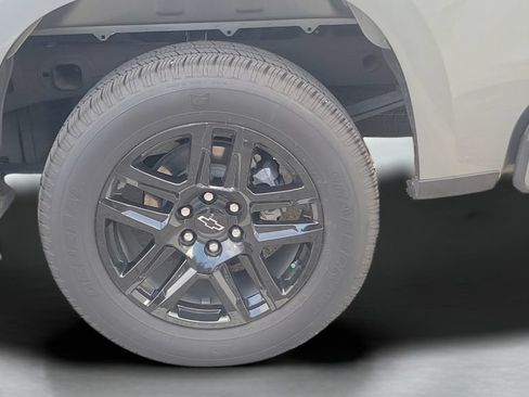 Used 2025 Chevrolet Silverado 1500 Custom w/ Rally Edition RWD image 9