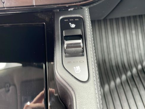 Used 2024 Kia Telluride SX Prestige AWD/4WD image 21