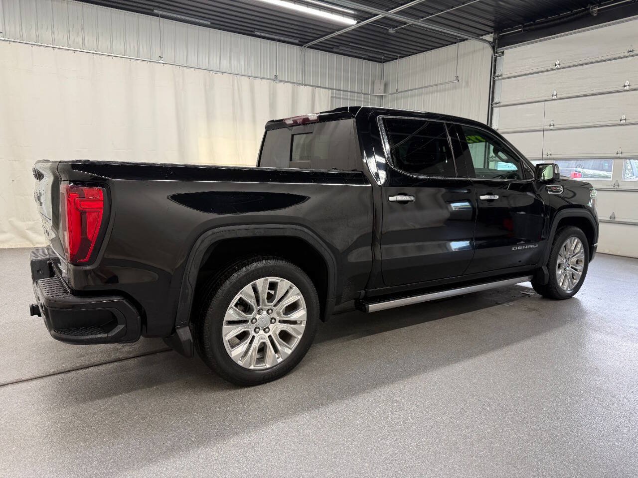 Used 2020 GMC Sierra 1500 Denali w/ Denali Ultimate Package AWD/4WD image 4