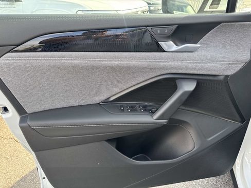 New 2026 Volkswagen Tiguan S image 14