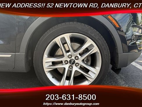 Used 2017 Lincoln MKC Reserve w/ Lincoln MKC Climate Package AWD/4WD image 9
