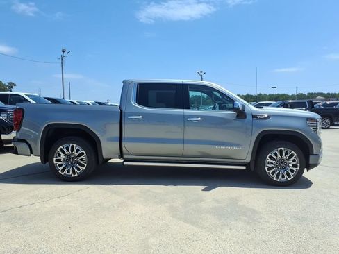New 2026 GMC Sierra 1500 Denali Ultimate AWD/4WD image 8