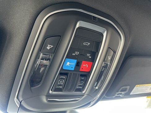 New 2026 Jeep Grand Cherokee L 4WD image 36