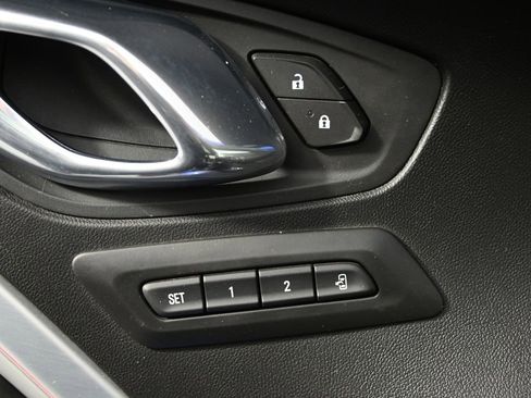 Used 2017 Chevrolet Camaro SS RWD image 20