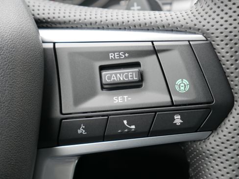 Used 2026 Mitsubishi Outlander SE AWD/4WD image 24