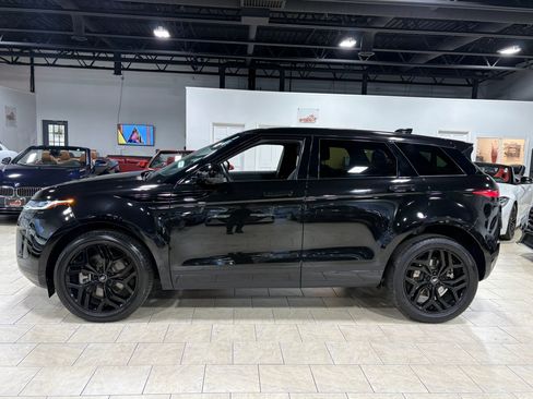 Used 2022 Land Rover Range Rover Evoque SE image 28