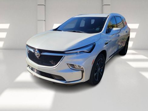 Used 2022 Buick Enclave Essence w/ Sport Touring Edition image 1