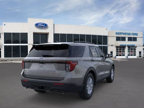 New 2026 Ford Explorer Active image 8
