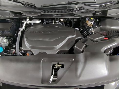 New 2026 Honda Odyssey Touring image 10