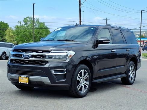 Certified 2024 Ford Expedition Limited image 13