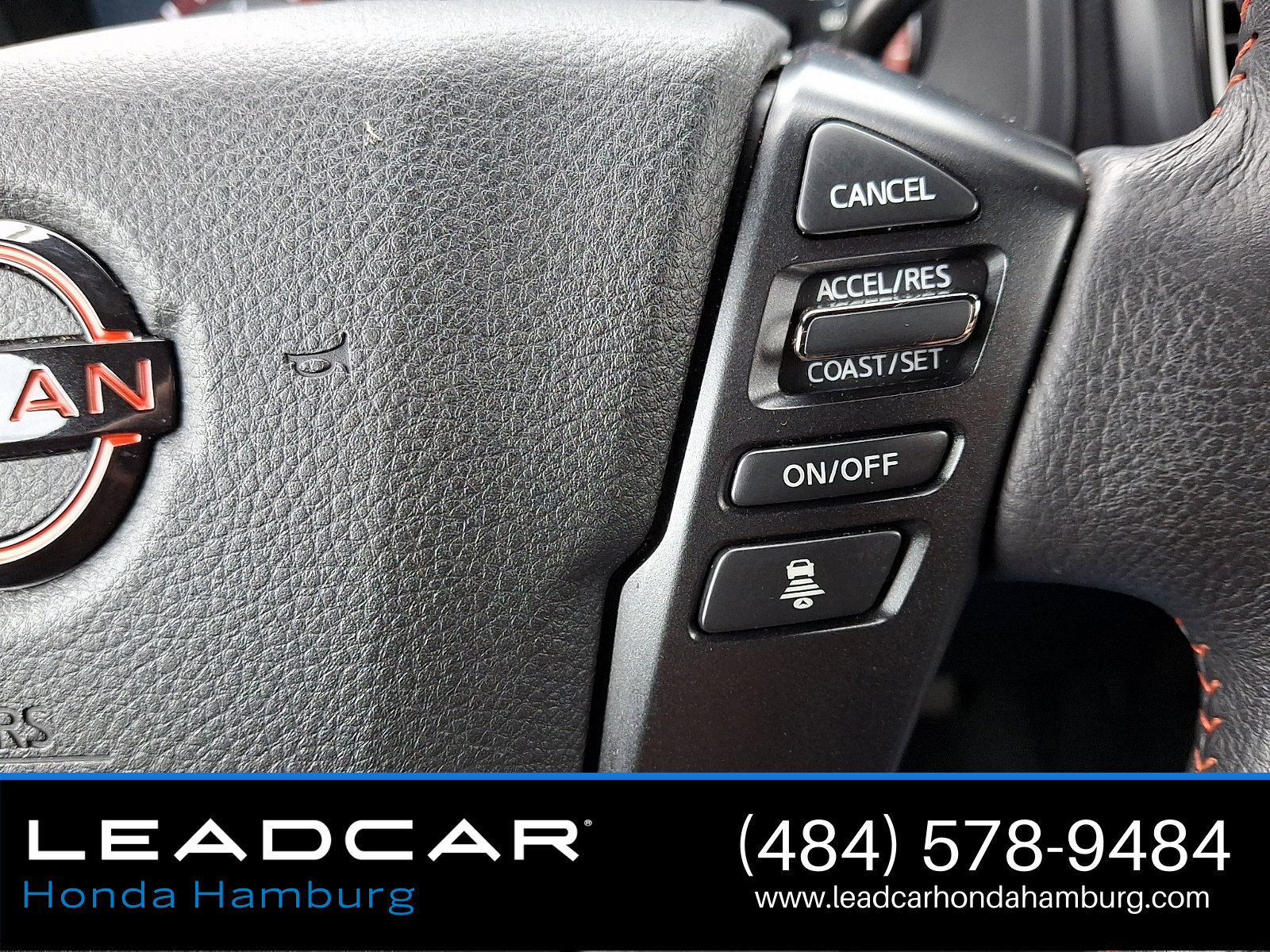 Used 2023 Nissan Titan PRO-4X w/ Pro-4x Convenience Package AWD/4WD image 23