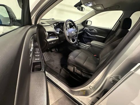 Used 2019 Chevrolet Traverse LS FWD image 21