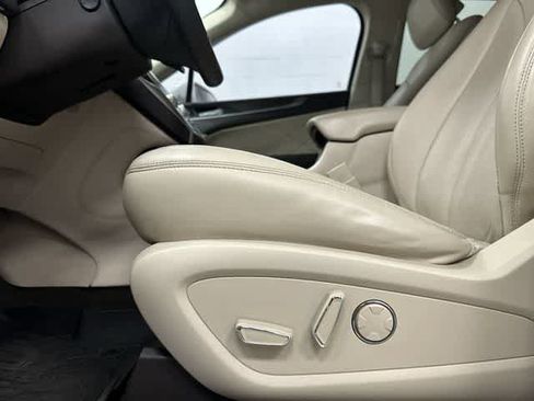 Used 2019 Lincoln MKC Reserve w/ MKC Climate Package FWD image 27