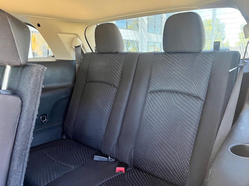 Used 2018 Dodge Journey SE w/ Blacktop Package FWD image 16